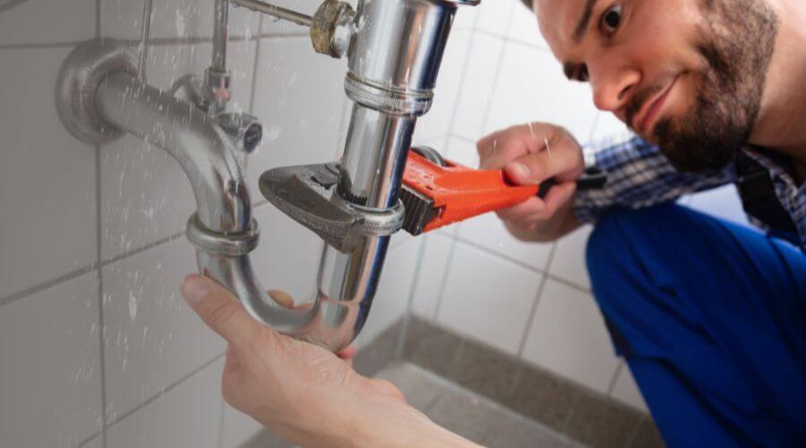 Professional same day plumber services in Olton, TX